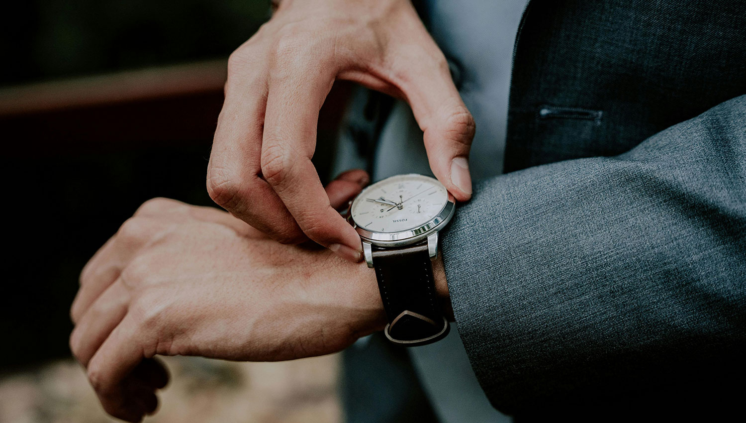 men's dark grey suit