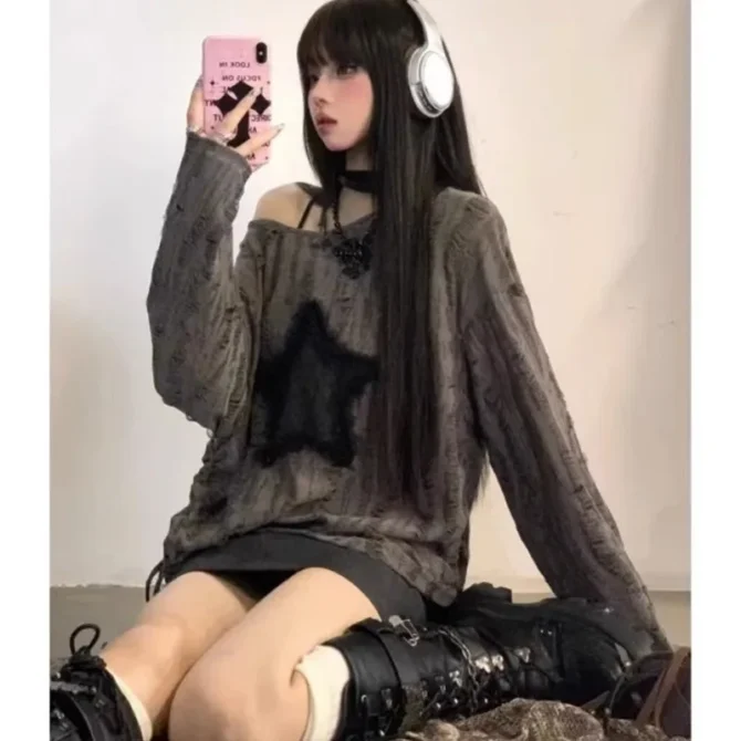 Hole Star Sweater Streetwear - Image 2