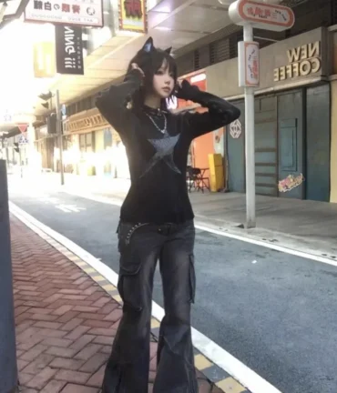 Vintage Gothic Design Streetwear Shirts