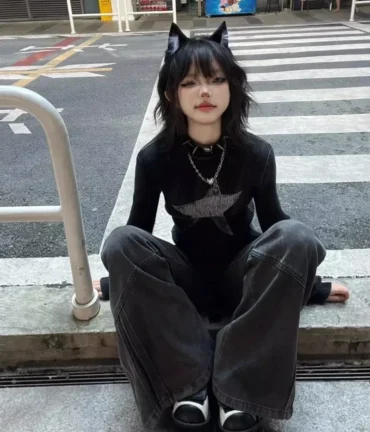 Vintage Gothic Design Streetwear Shirts