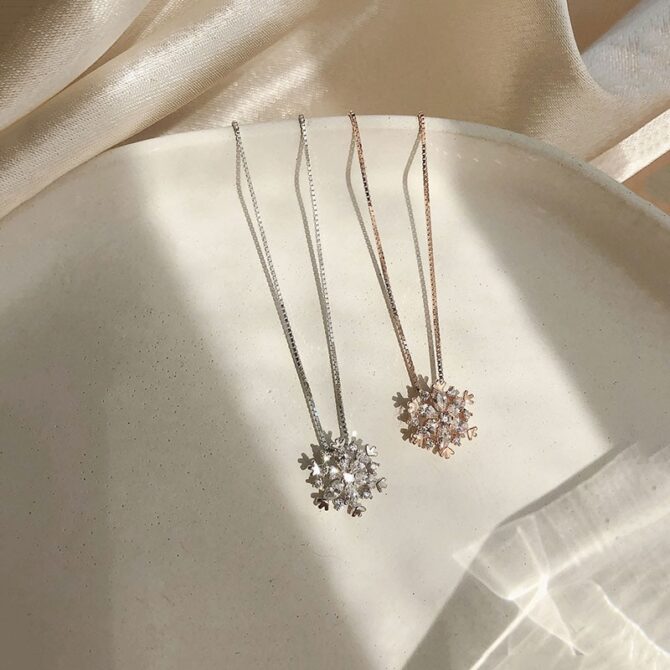 Zircon Snowflake Pendant Necklace - Image 4
