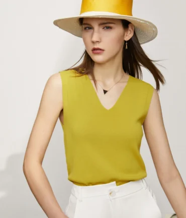 Minimalism Versatile Top