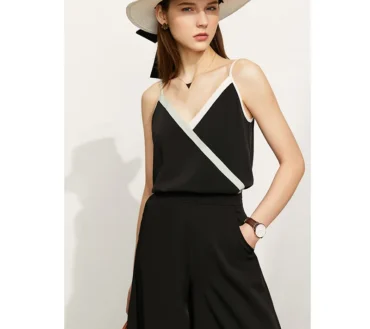 Minimalism New Fashion Holiday Style Spliced V-neck Vest For Women Basics Tops Female Tanks & Camis
