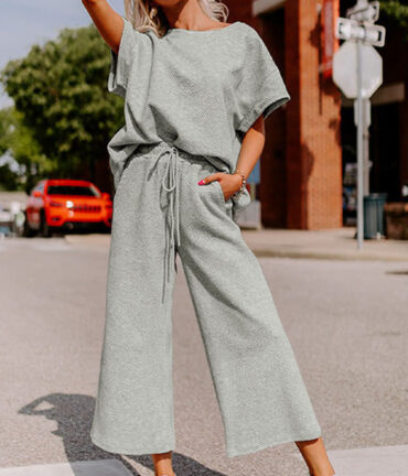 T Shirt and Drawstring Pants Set