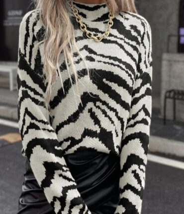 Pullover Zebra Pattern Sweater