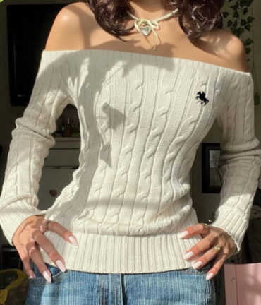 Minimalist off Shoulder Sleeve Sweater