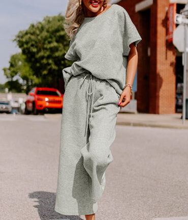T Shirt and Drawstring Pants Set