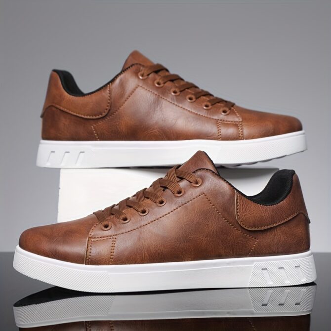 1 pair of men's casual skateboard shoes, comfortable and fashionable, suitable for all seasons, suitable for outdoor travel, walking and sports