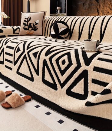 1pc new bohemian style sofa protector, vintage interlaced comfortable sofa blanket, suitable for pets, anti slip protection, luxury thick velvet sofa cover, machine washable soft plush furniture decoration, applicable to armchairs, double sofas, three seaters, four seater, combination sofa